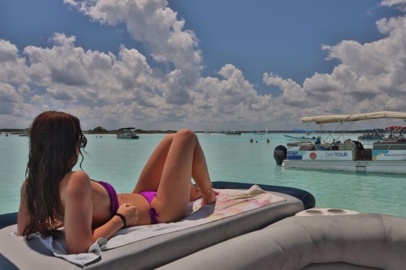 3hr Pontoon Boat Tour With Beach Club Access and Free Kayaks - Experience and Amenities