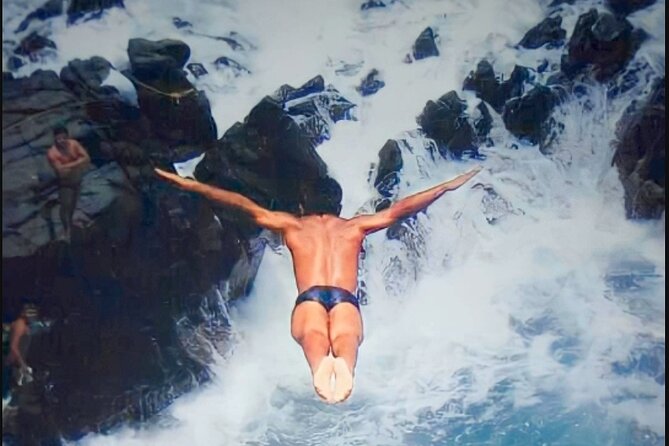 4-6Hrs Acapulco City Tour With a Fun Guide. Diver Show, Mex Lunch - Key Points