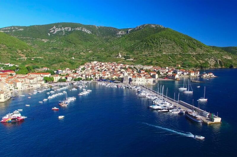 4 Caves & KomižA Private Speedboat Tour From Split - Silver Cave Adventure