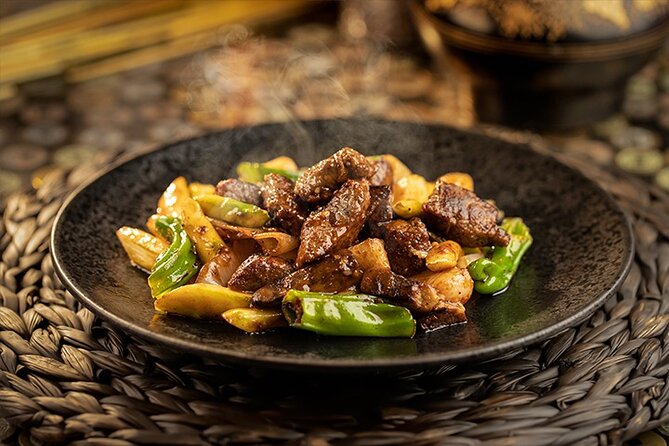 4-Course Tasting Menu at Mott 32 at The Venetian Resort - Accessibility and Capacity
