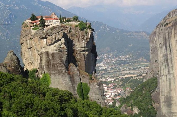 4-Day Classical Greece Tour: Epidaurus, Mycenae, Olympia, Delphi, Meteora - Monastery Exploration