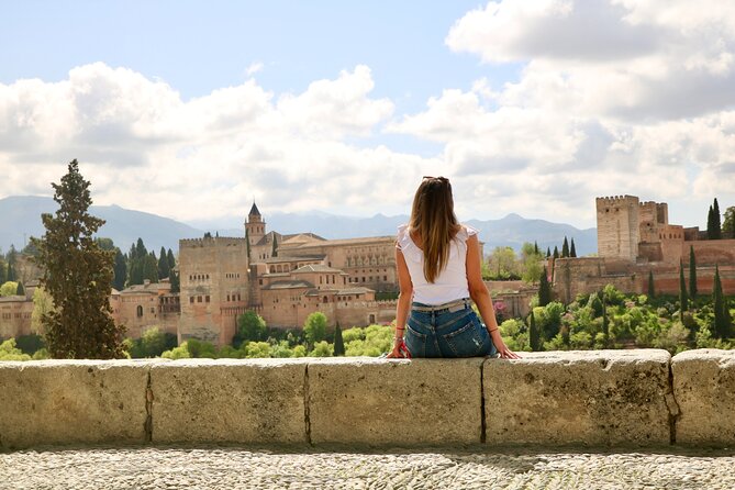4 Day Colors of Andalucía Small Group Tour From Madrid With Hotel - Transport and Logistics