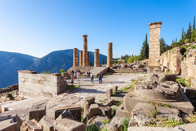 4-Day Greece Highlights Tour: Epidaurus, Mycenae, Olympia, Delphi and Meteora - Accommodation and Meals