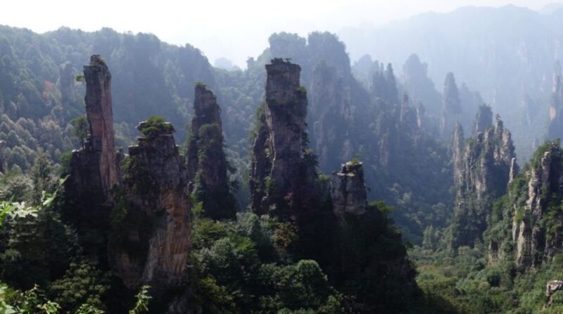 4-Day Highlights of Zhangjiajie With Sunrise Experience - Key Points