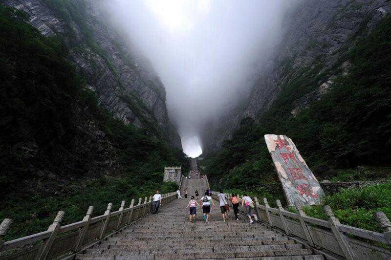 4-Day Highlights of Zhangjiajie With Sunrise Experience - Day 1: Arrival