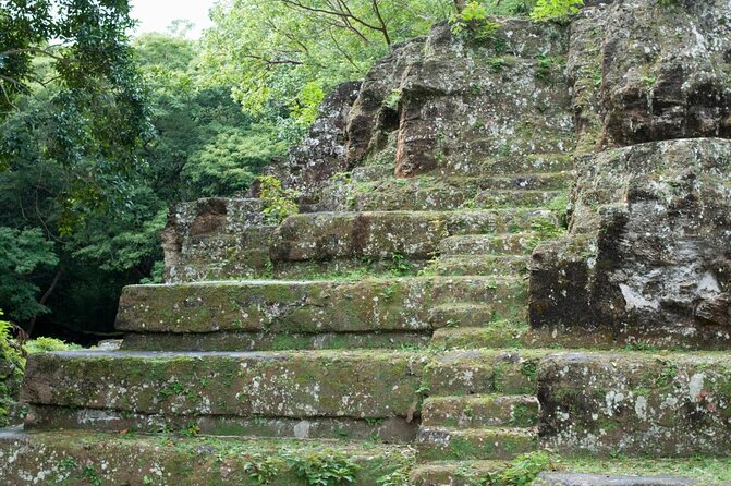 4-Day Maya Trek To 3 Archeological Sites From Flores: Uaxactún + Tikal + El Zotz - Key Points