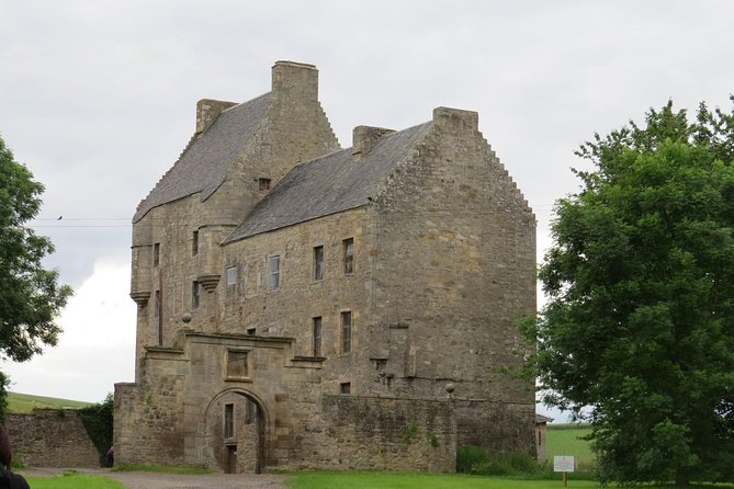 4-Day Outlander Trail Tour From Edinburgh Including Admissions - Additional Information