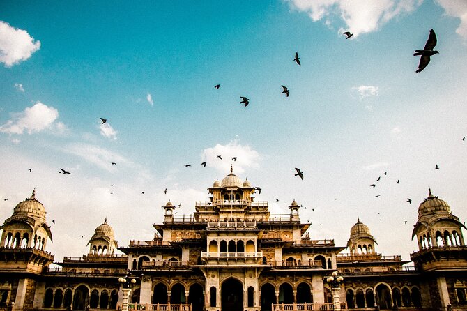 4 Day Private Luxury Golden Triangle Tour Review - Accommodation and Transportation