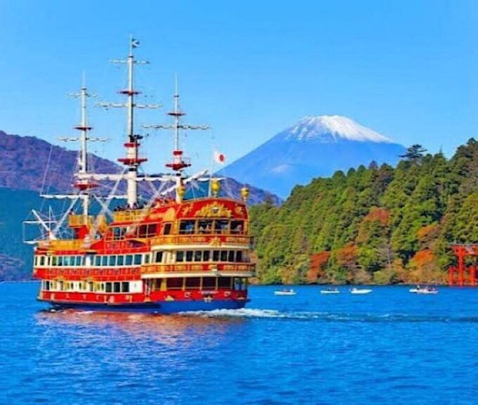 4-Day Private Mt. Fuji, Tokyo, Kamakura, Hakone, Nikko, Yokohama - Vibrant Yokohama Chinatown and Gardens