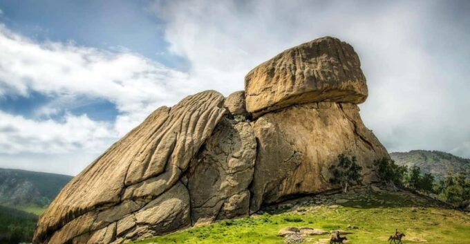 4 Day Terelj Park and Gobi Tour - Accommodation Options