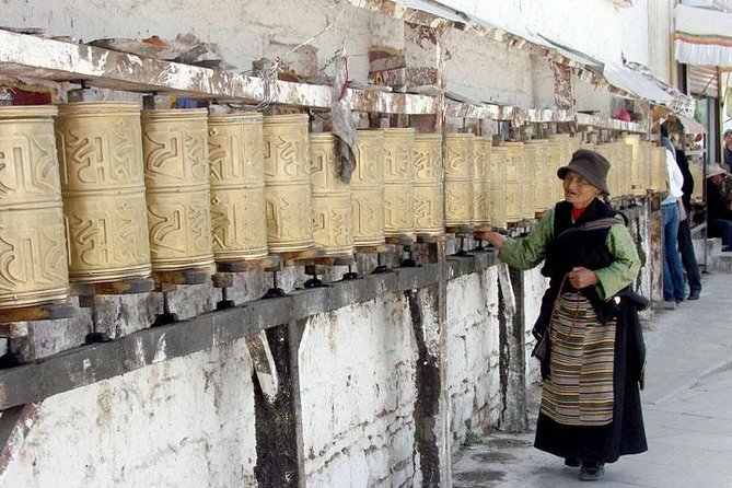 4-Day Tibet Tour: Private Lhasa Package of Potala Palace, Jokhang Temple - Health and Safety