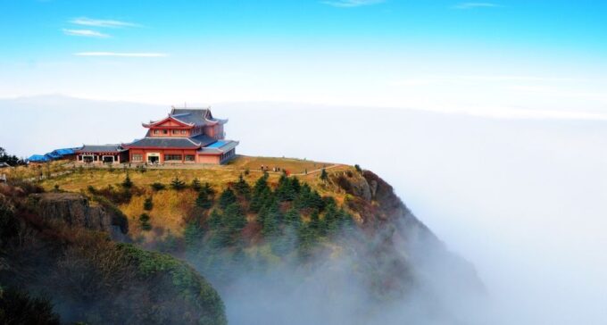4-day Tour of Chengdu, Leshan Giant Buddha, Mount Emei - Chengdu Panda Breeding Center