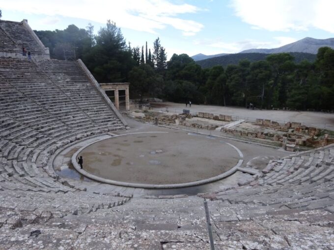 4-Day Tour of Mycenae, Epidaurus, Olympia, Delphi & Meteora - Inclusions and Exclusions