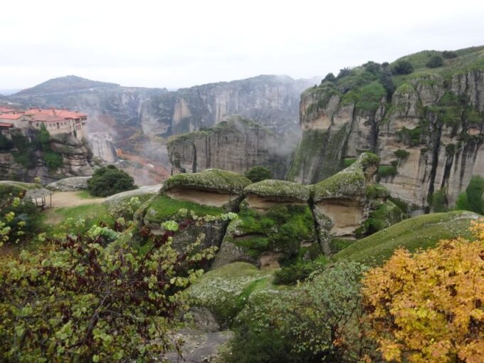 4-Day Tour of Mycenae, Epidaurus, Olympia, Delphi & Meteora - Important Considerations
