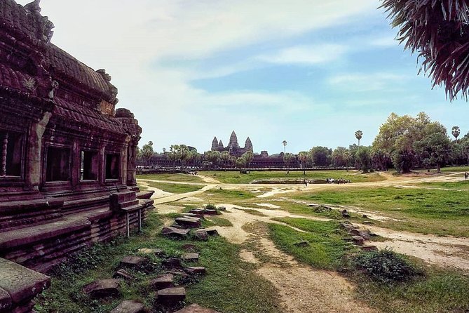 4-Day Tour(The Amazing Face, Jungle of Temple & Holy Clay) - Discovering Koh Ker and Beng Mealea