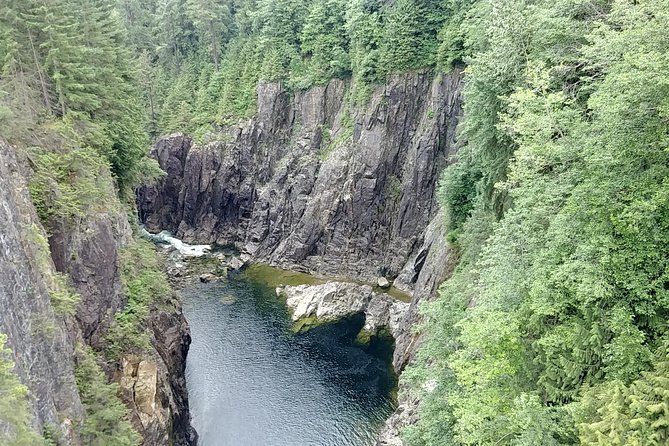 4 Day Vancouver, Victoria & Whistler Private Tour - Accessibility and Attire