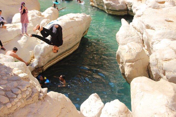 4 Days 3 Nights Package Oman Private Tour - Pickup and Meeting Details