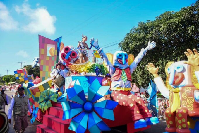 4 Days Adventure; Medellin to Barranquilla- Carnival !!! - Recap
