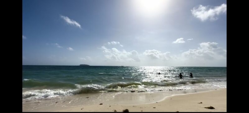 4 Days Adventure; Medellin to San Andres- Intro to Diving - Transportation and Guide Services
