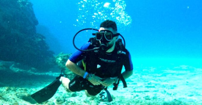 4 Days Adventure; Medellin to San Andres- Intro to Diving - Explore the Underwater World