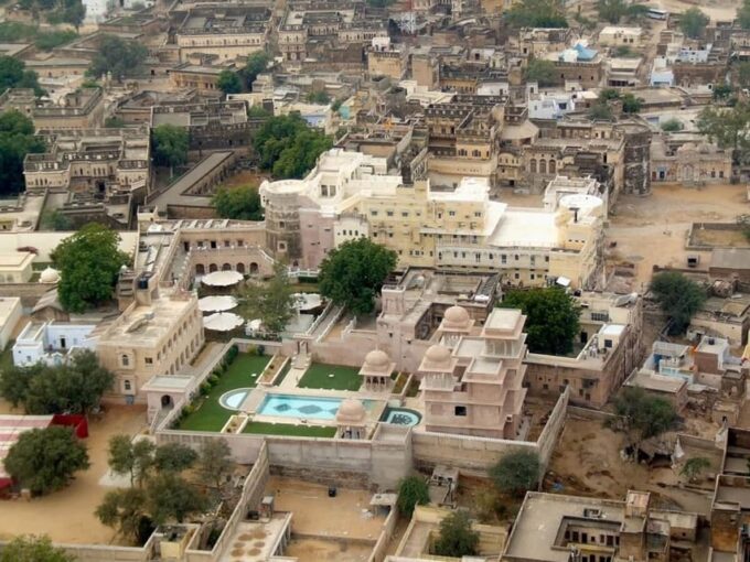 4 Days: Discover Jaipur, Pushkar, and Mandawa From Delhi - Discovering Pushkar and Mandawa