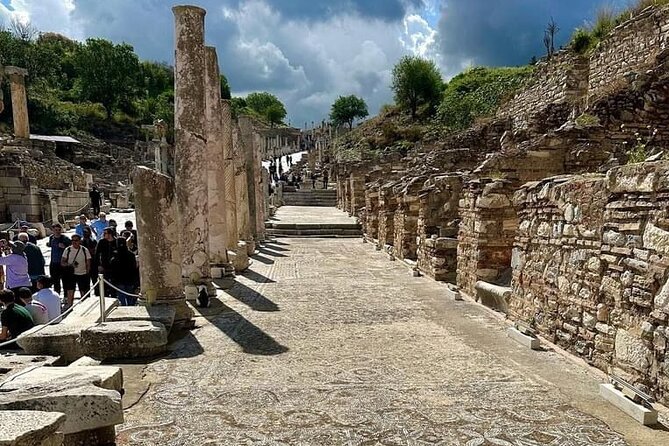 4 Days - Ephesus and Cappadocia Tours Flights & Accommodations Included - Ephesus: Exploring Ancient Wonders