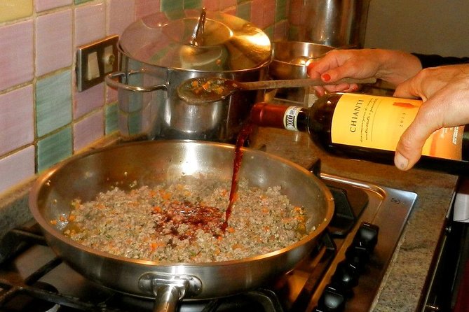 4 Days Flavors of Tuscany Cooking Classes and Arezzo Sightseeing Tour - Hands-on Cooking Classes