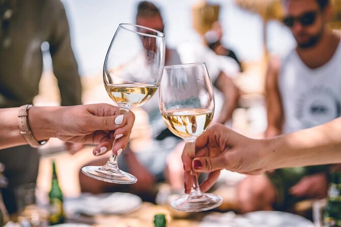 4 Days- Party&Beach Hotspots Tour in Mykonos Incl. Hotel/Transfer - Stroll Through Mykonos Charming Streets