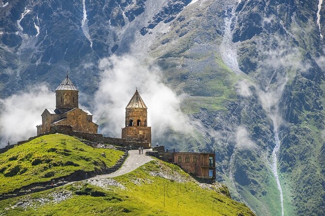 4 Days Private Sightseeing Tour in Georgia - Key Points
