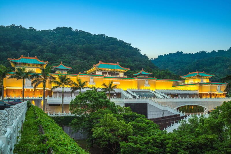 4 Days Private Tour Taipei, Jiufen, Sun Moon Lake & Taichung - Flexibility and Safety