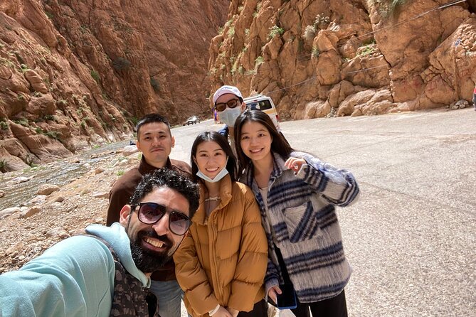 4 Days Sahara Desert VIP Private Tour From Marrakech & Luxuy Camp - Luxury Desert Camp and Amenities