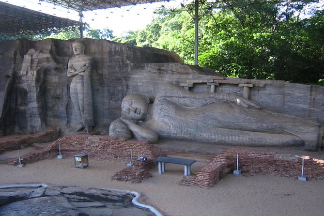 4 Days Tour To Kandy, Nuwara Eliya, Sigiriya & Polonnaruwa From Colombo - Day 1: Kandy