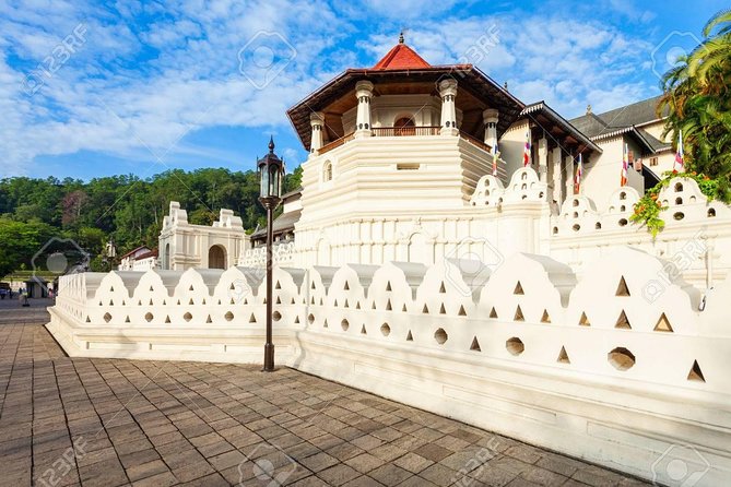 4 Days Tour to Kandy, Sigiriya & Nuwara Eliya - Travel Itinerary