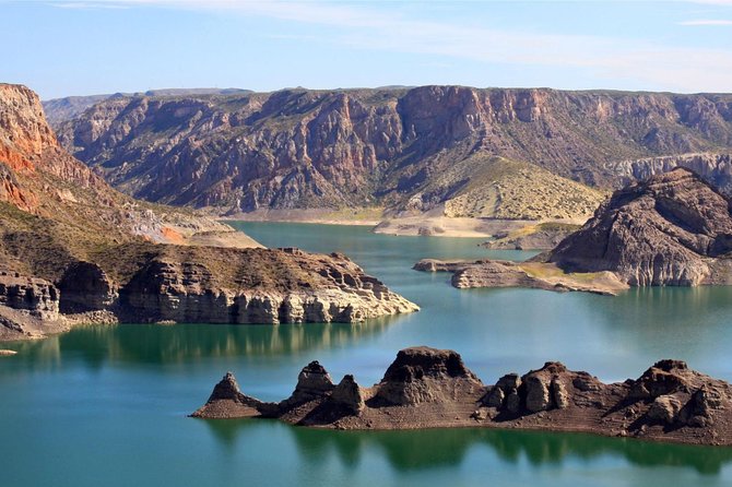 4-Days Trip to Mendoza and The Andes - Marveling at Horcones Lagoon and Aconcagua