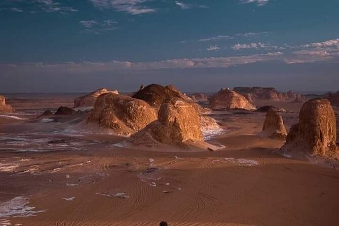 4 Days White Desert and Bahariya Oasis Tour - Tour Highlights