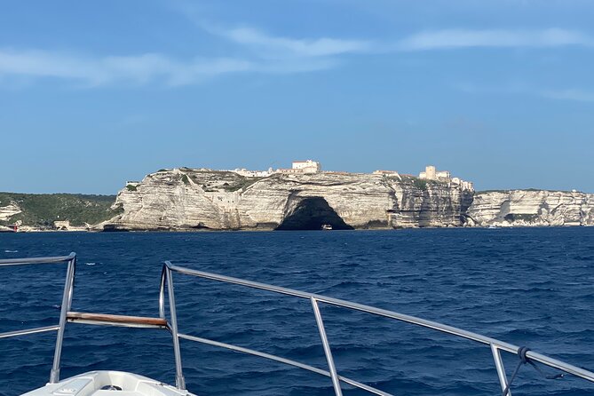 4 Hour Cote Dazur Luxury Boat Excursion - Traveler Participation