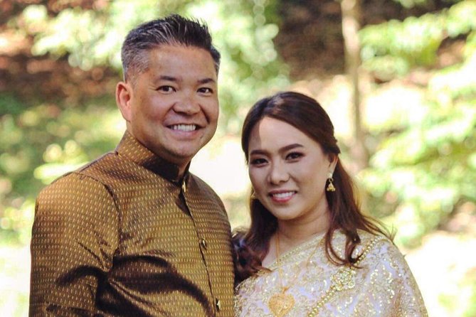 4 Hour Couple Package:Traditional Thai Costume Rental+Makeup&Hairstyle for Woman - Key Points