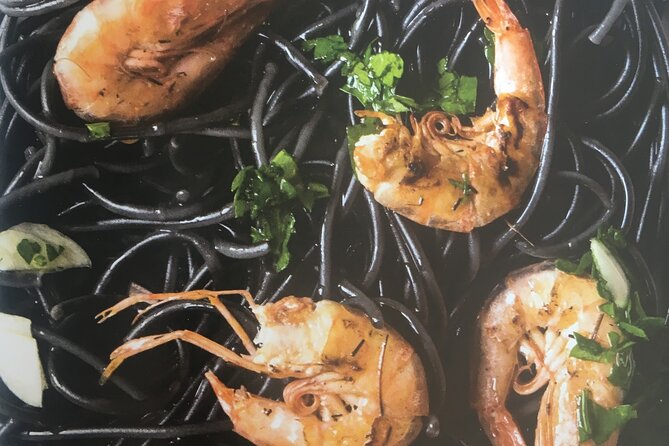 4-Hour Dalmatian Food and Wine Flavors Experience in Split Patio - Positive Guest Reviews
