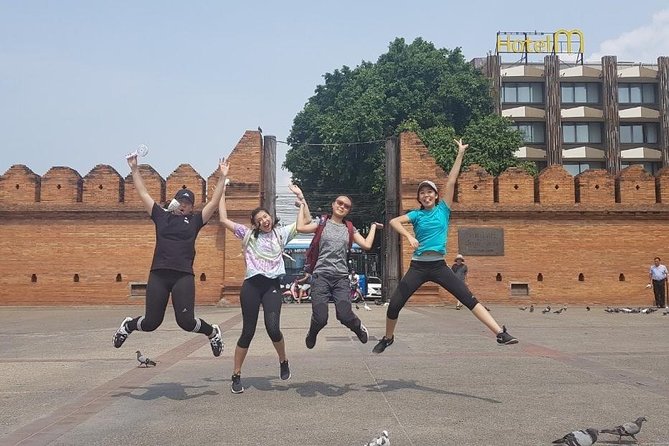 4-Hour Evening Bike Tour of Old City Chiang Mai - Additional Details