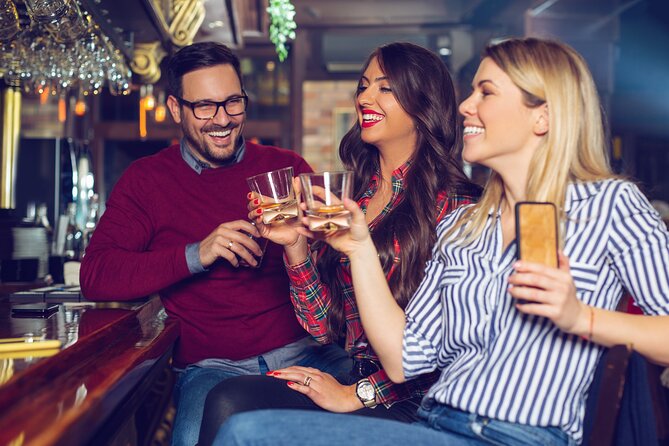 4-Hour Food and Whiskey Tasting & Old Town Tour in Dublin - Meeting the Whiskey Expert Guide