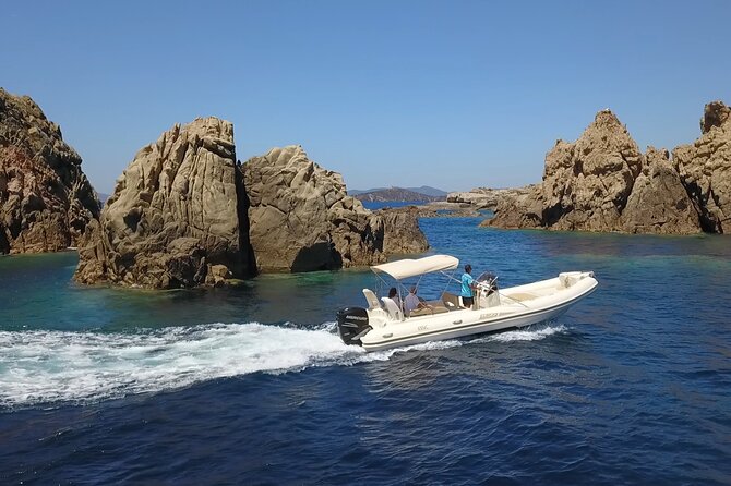 4-Hour Guided Boat Excursion to the Paradise of Sardinia - Included Amenities and Accessibility