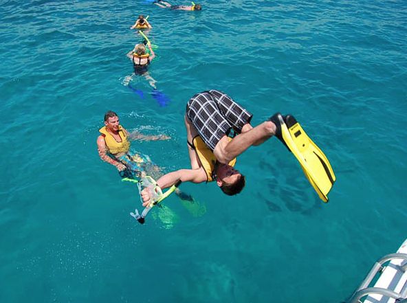 4-Hour Luxury Catamaran Cruise From Puerto Aventuras - Booking Information