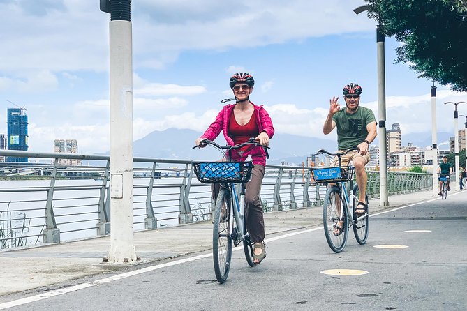 4-Hour Morning Cycling Tour in Taipei (Incl. Breakfast) - Meeting Point and Pickup