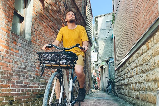 4-Hour Morning Cycling Tour in Taipei (Incl. Breakfast) - Reviews and Recognition