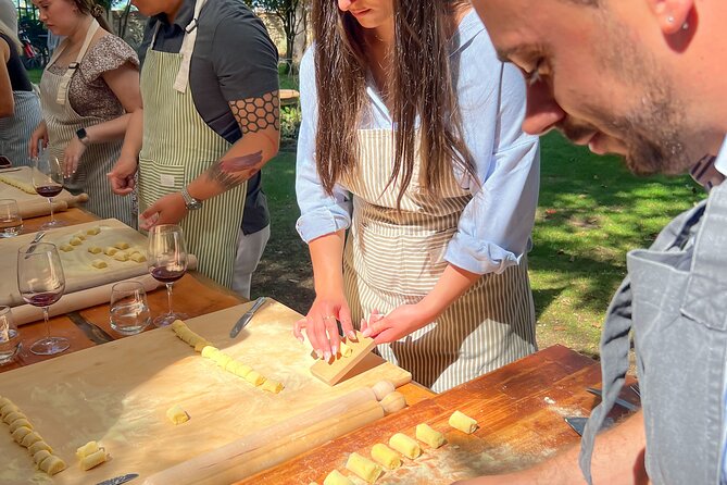 4 Hour Pasta Making Class on the Florentine Hills - Atmosphere and Instructors