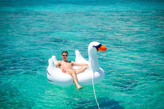 4-Hour Private 38 Catamaran Tour to Paamul Beach With Food, Open Bar & Snorkel - Pricing and Capacity