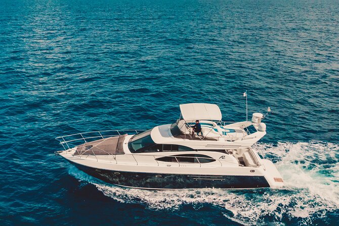 4-Hour Private 50 Azimut Yacht Tour With Food, Open Bar & Snorkeling - Troll Fishing and Sunbathing