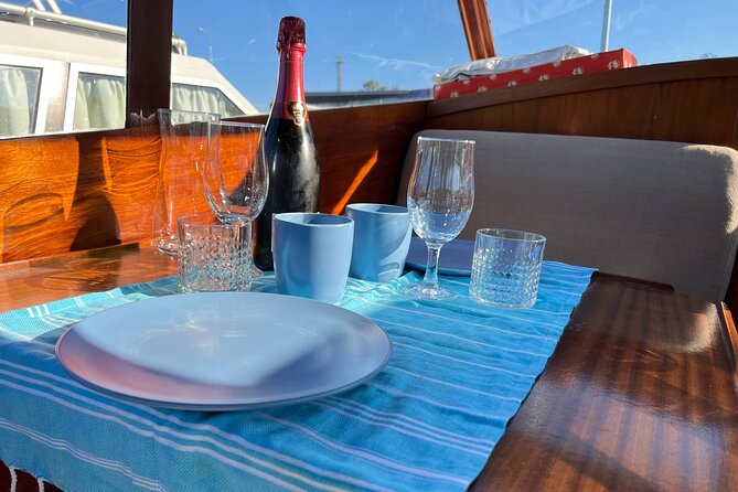 4-Hour Private Guided Luxury Boat Tour in Tartu - Meeting and Pickup