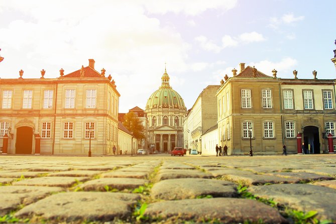 4-Hour Private Hamlet Castle Tour From Copenhagen - Reviews and Guide Experience