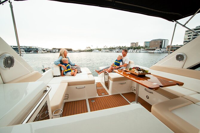 4 Hour Private Luxury Boat Charter in Newport Beach - Emerald Bay - Included Amenities and Services